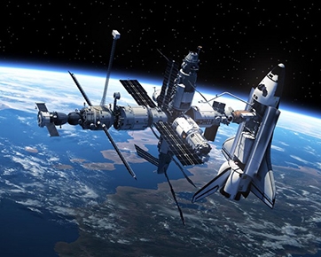 ���պ���